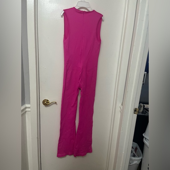 OQQ Hot Pink Sleeveless Jumpsuit. Size Large - Picture 3 of 7